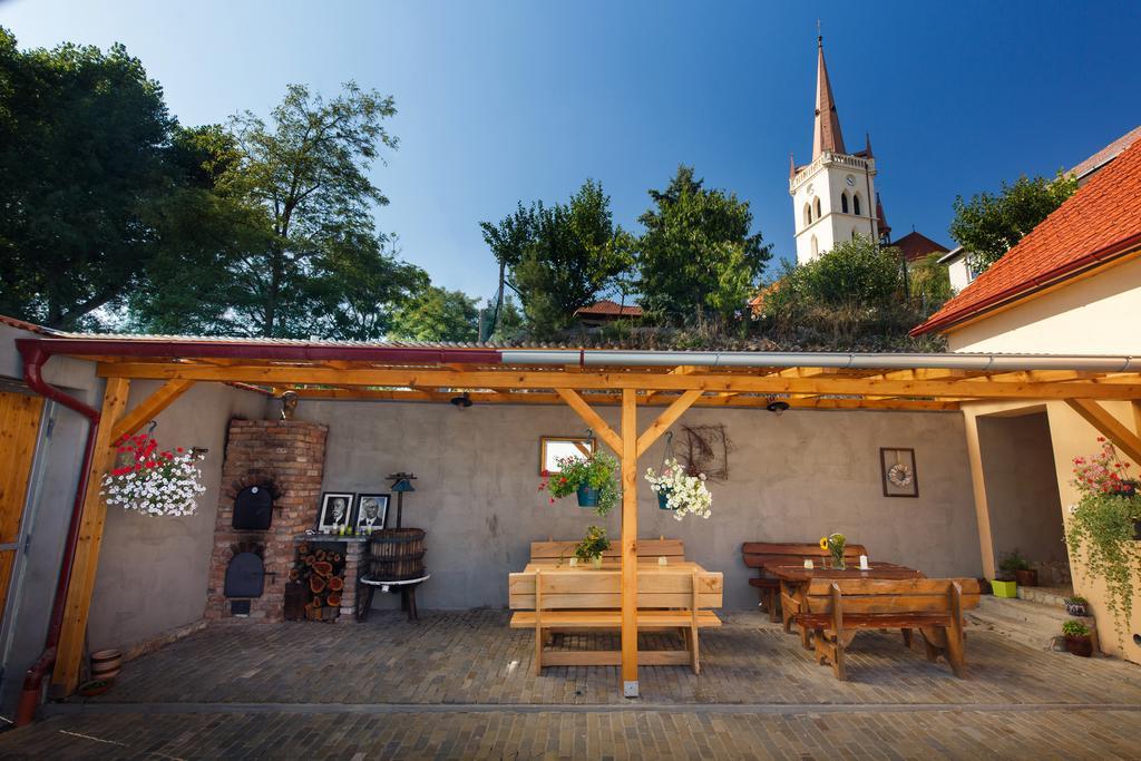 Nad Vinnym Sklipkem Znojmo Exterior foto